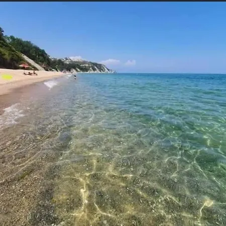 וילה Sea House 2