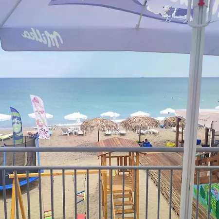 Sea House 2